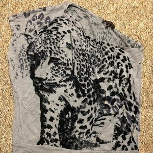 One shoulder cheetah shirt